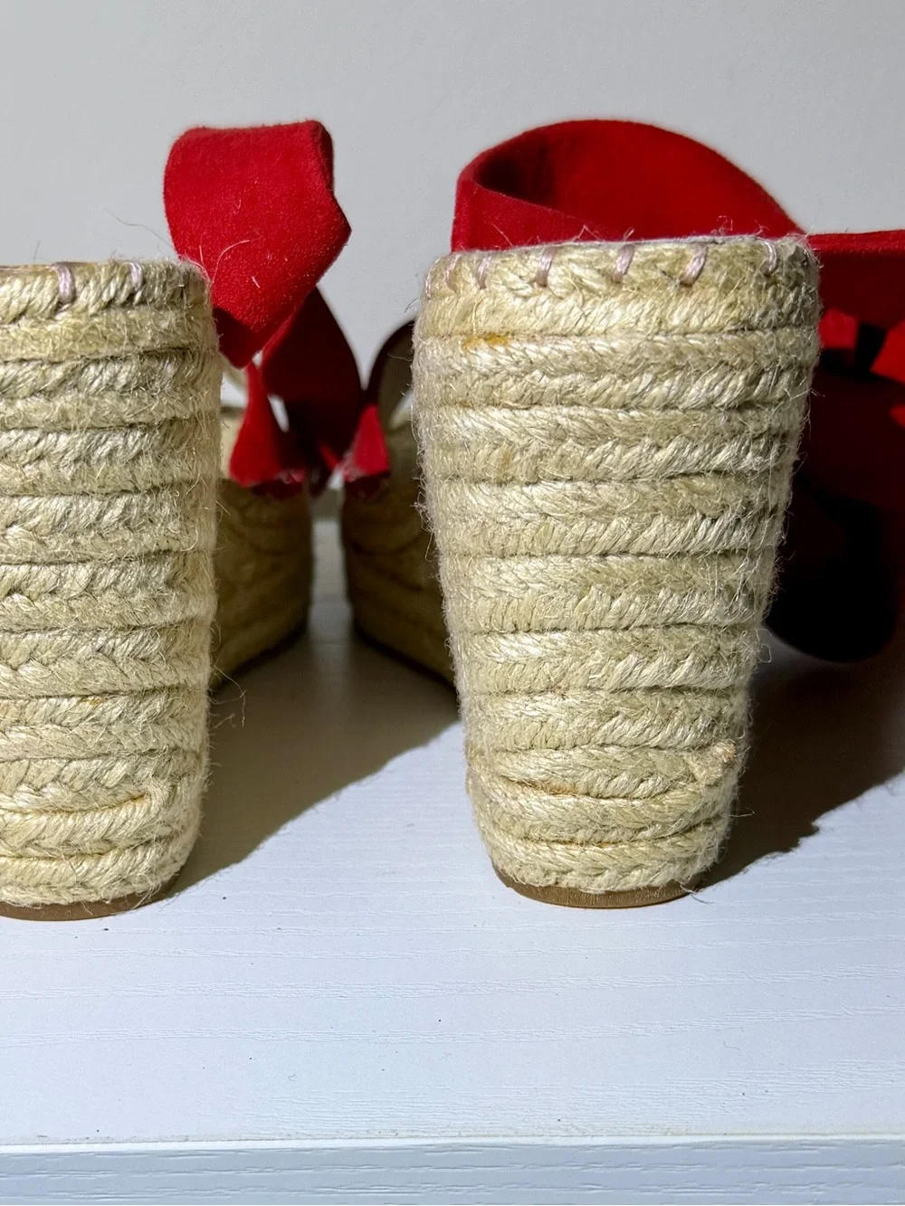 NWT KENNETH COLE NEW YORK RED ESPADRILLE WEDGE SANDALS - 6.5